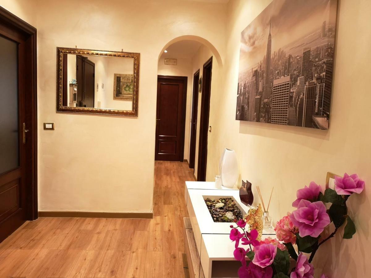 La Casa Della Sposa Apartment Trani Exterior photo